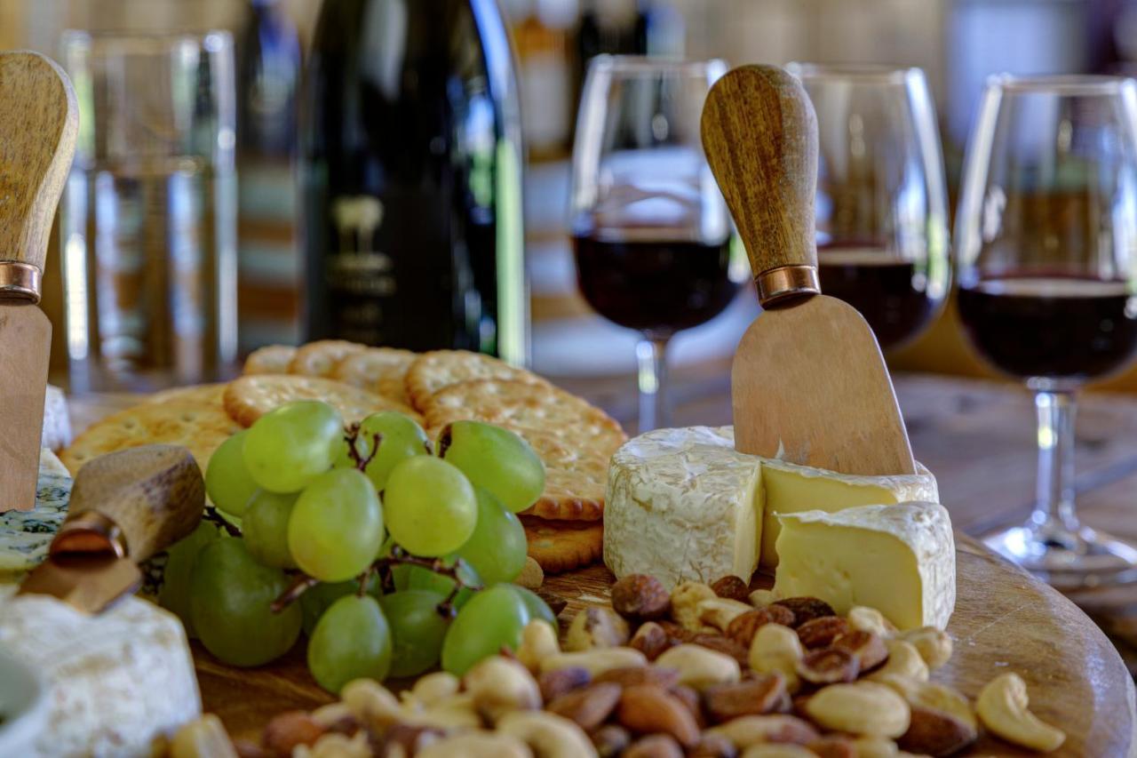 Neuras Wine And Wildlife Estate Hotel Namib-Naukluft National Park Екстериор снимка